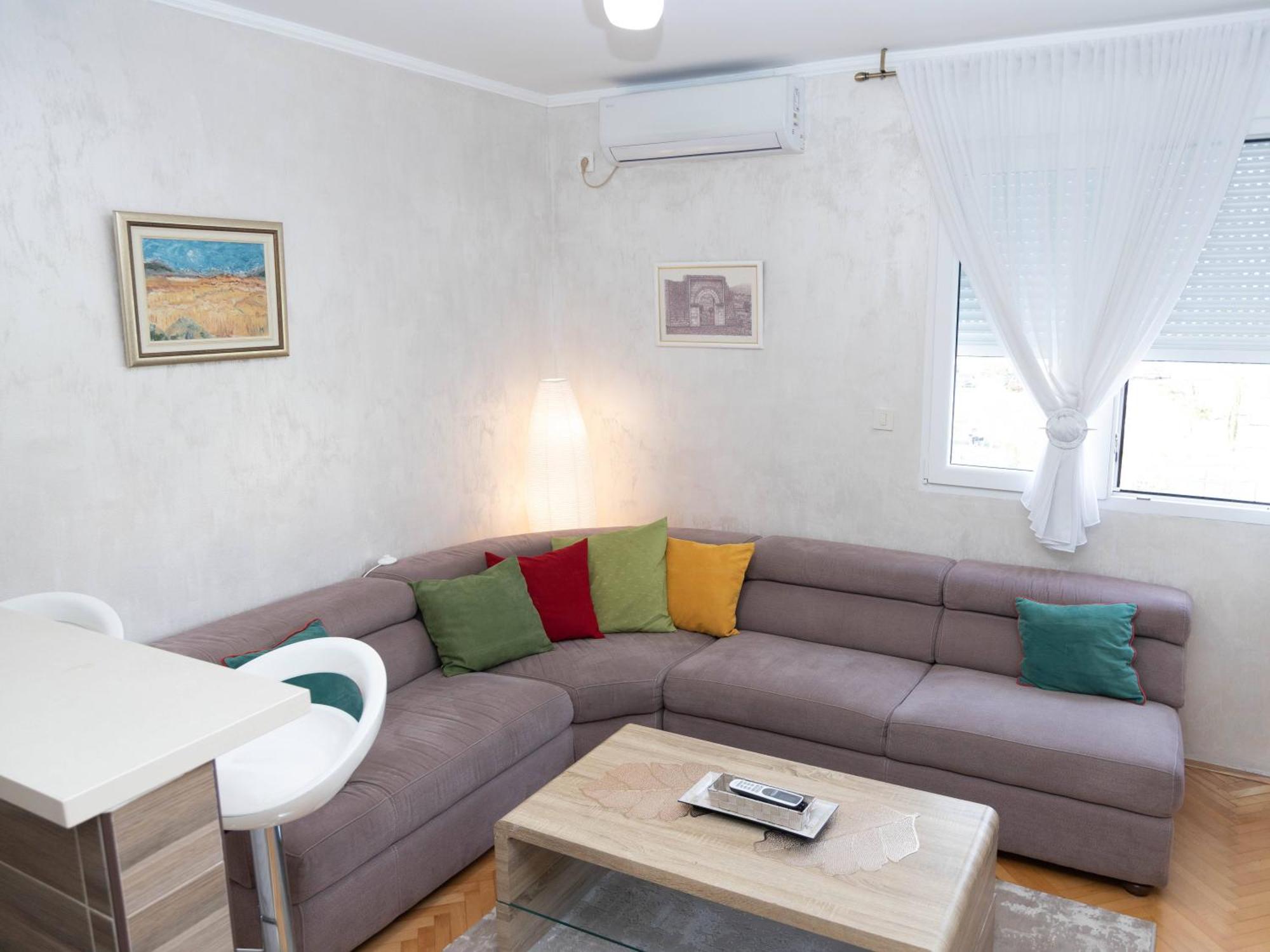 Apartment Kosta Podgorica Buitenkant foto